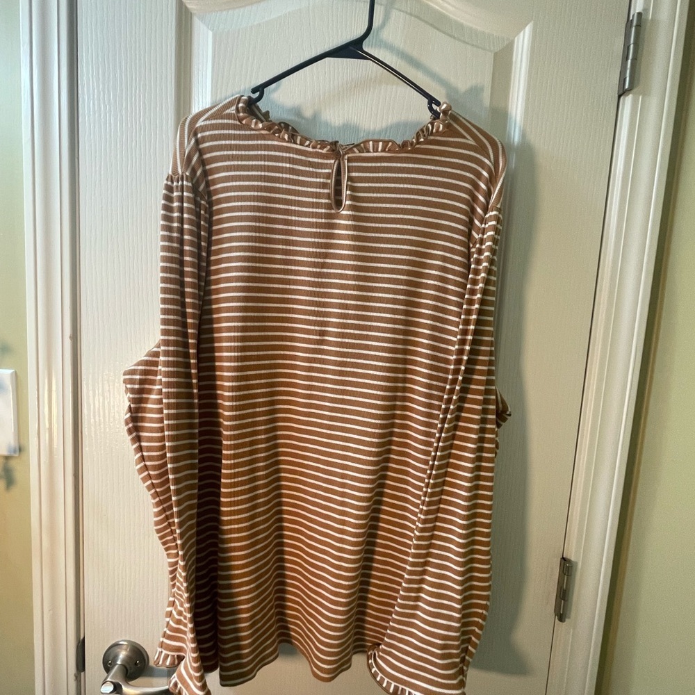 Croft & Barrow Tan and White Striped Top - Picture 5 of 9